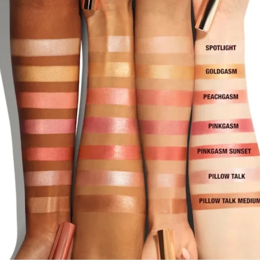 Charlotte Tilbury Beauty Light Wand in Pinkgasm